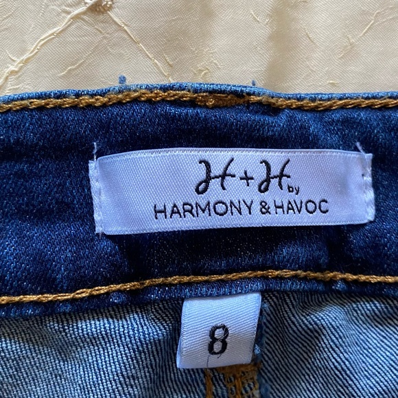 H & H Harmony & HAVOC Cropped jeans EUC - Picture 4 of 4